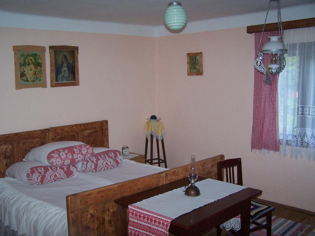 Apartment Eko Etno Selo Stara Kapela, Pavina Kuca Oda fotoğraf