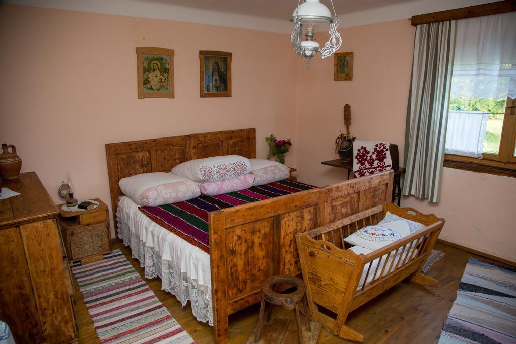 Apartment Eko Etno Selo Stara Kapela, Pavina Kuca Dış mekan fotoğraf