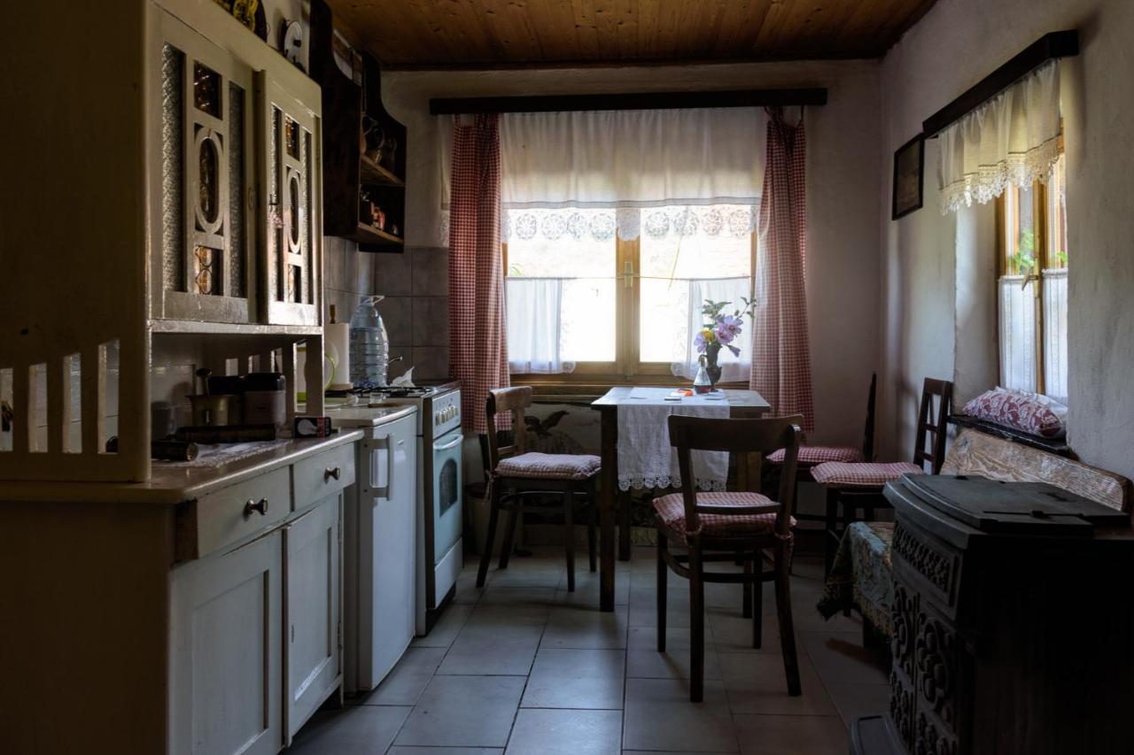 Apartment Eko Etno Selo Stara Kapela, Pavina Kuca Dış mekan fotoğraf